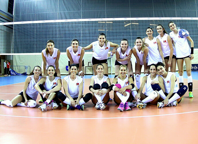 A Milli Kadin Voleyball Millitakim 690X504 En